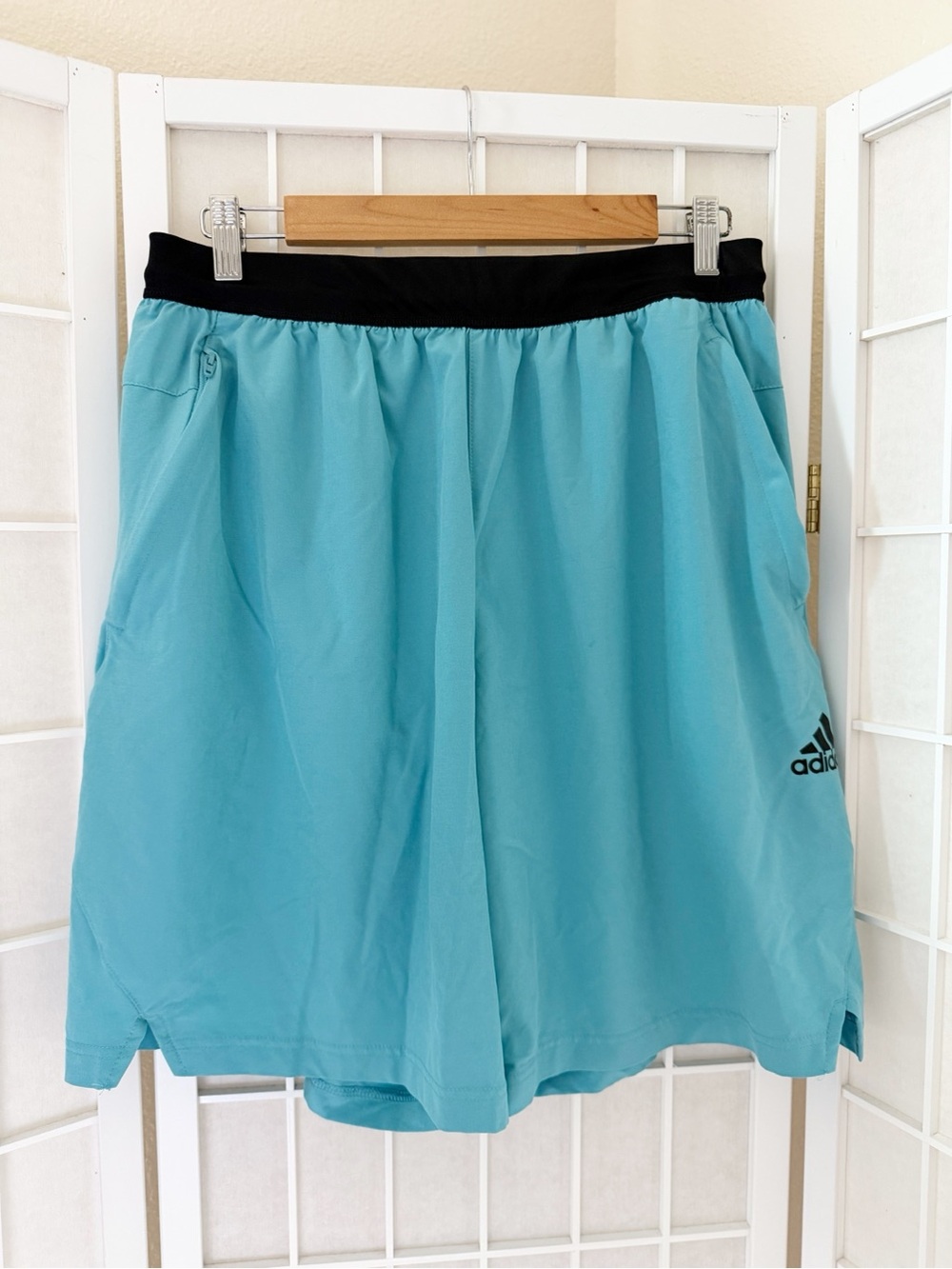 NWOT Adidas Aeroready Bright Blue Black Athletic Shorts Large